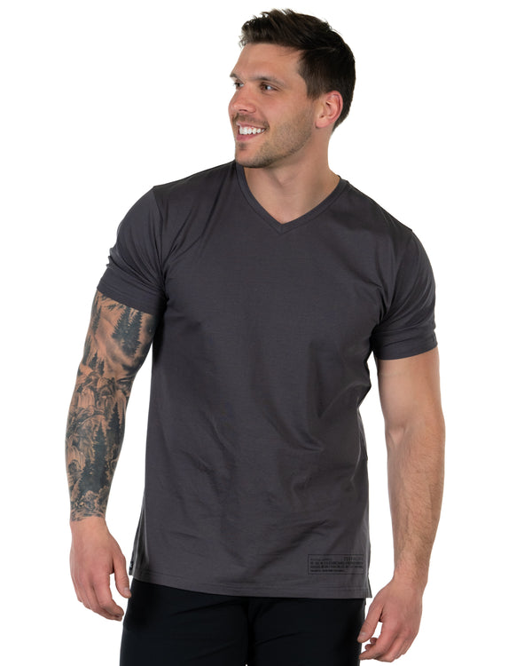 Redefined - V-Neck T-Shirt - Graphite/Black